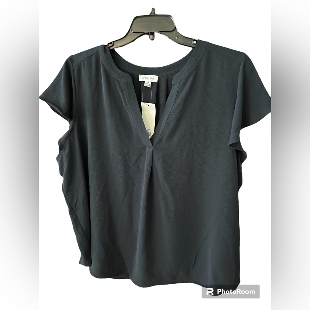 NWT Calvin Klein blouse with short ruffle sleeve, Polyester Spandex, Navy 2X